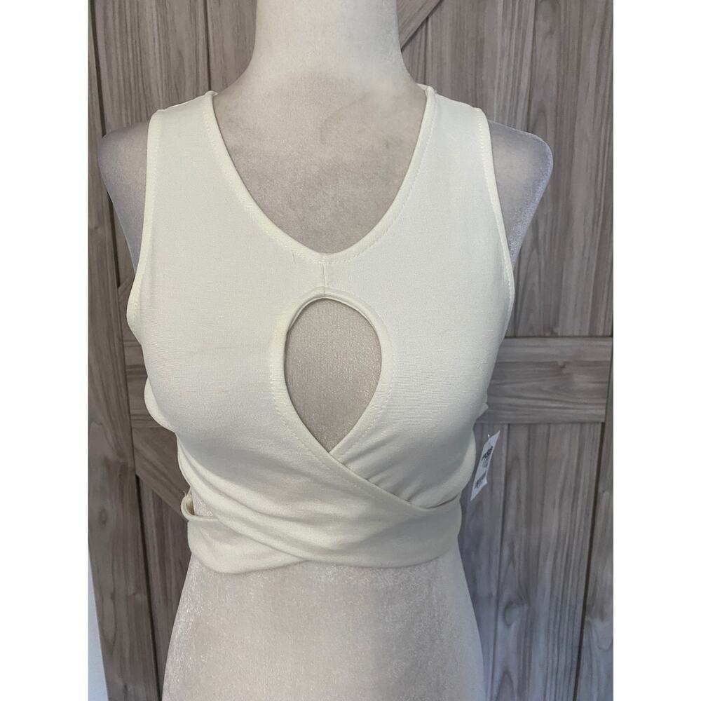 NWT Charlotte Russe, small cream wrap around top - Picture 3 of 7